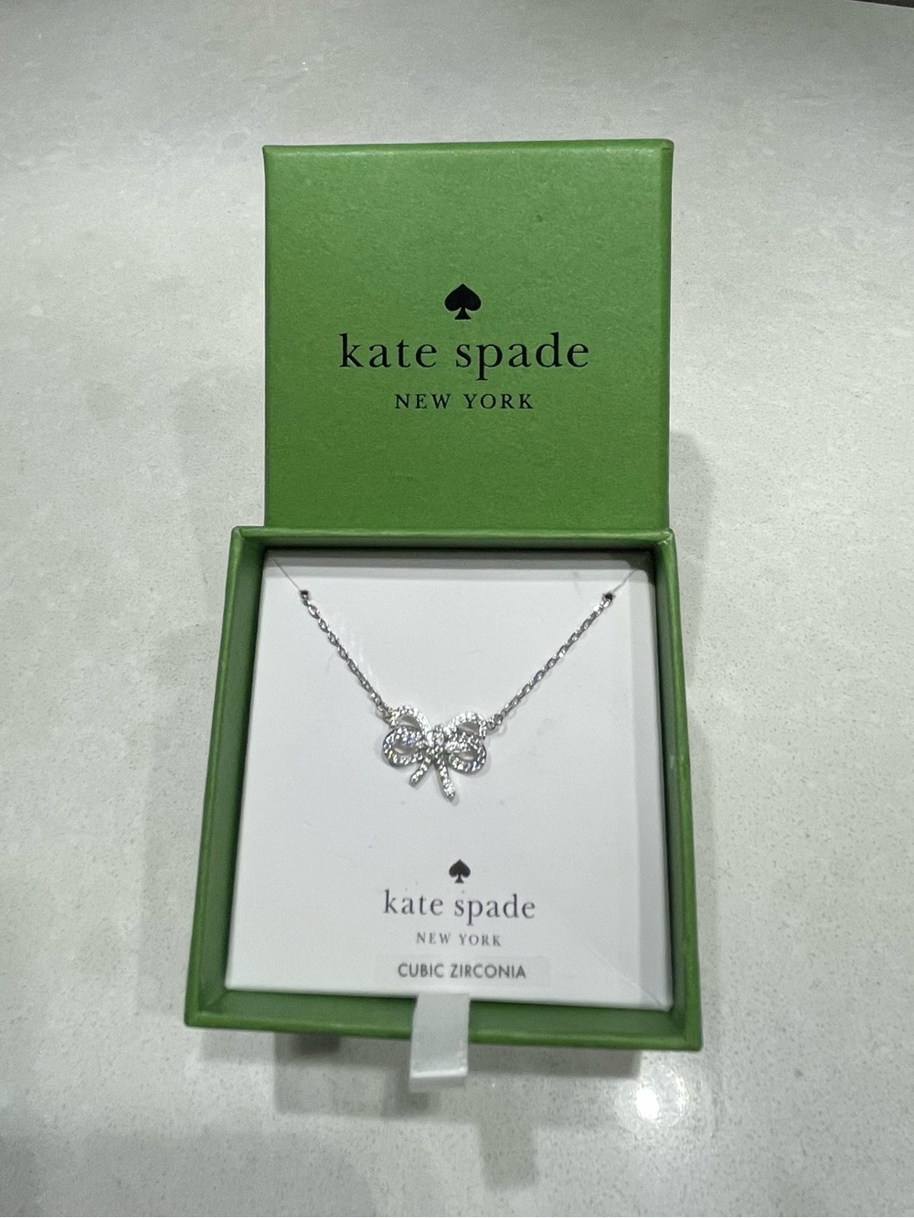 New Kate Spade Bow Meets Girl Pave Short Mini Pendant Necklace Silver with & box - Picture 3 of 14